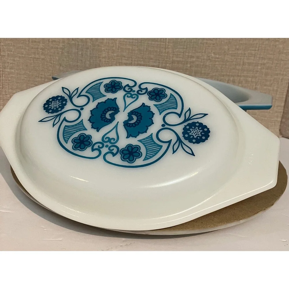 Pyrex Casserole Dish Unisex 1.5 QT Blue Excellent Horizon Blue Floral 043 Lid